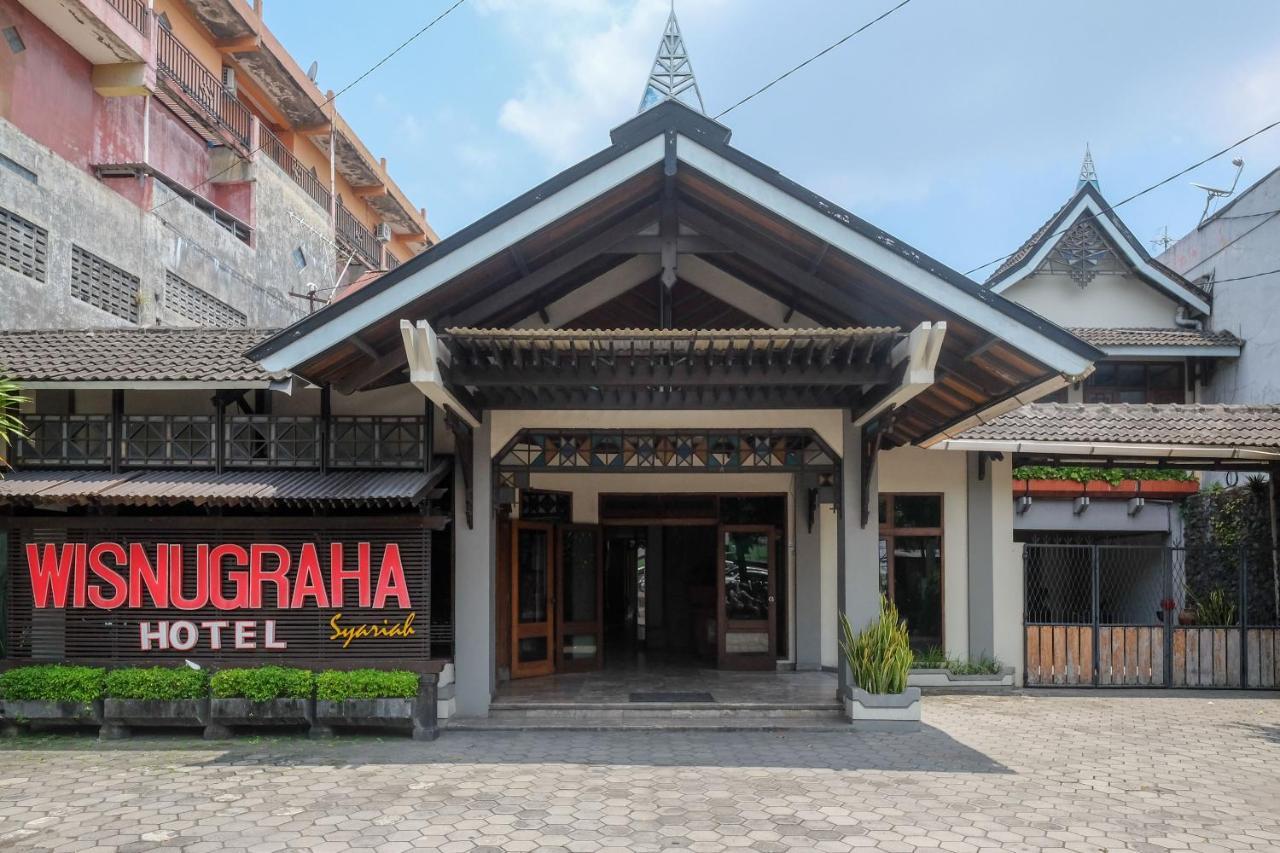 Urbanview Hotel Syariah Wisnugraha By Reddoorz Yogyakarta Exterior foto