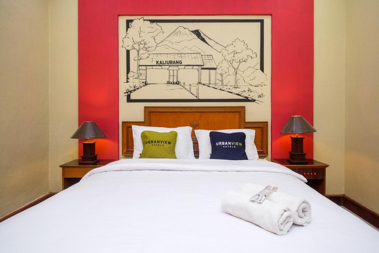 Urbanview Hotel Syariah Wisnugraha By Reddoorz Yogyakarta Exterior foto